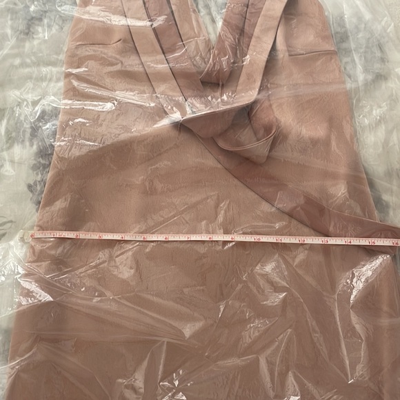 NWT Halston Champagne Blush floor length gown - Picture 13 of 14